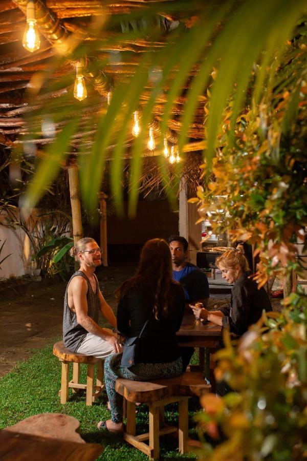 The Soul Inn Kabalana Ahangama Exterior foto